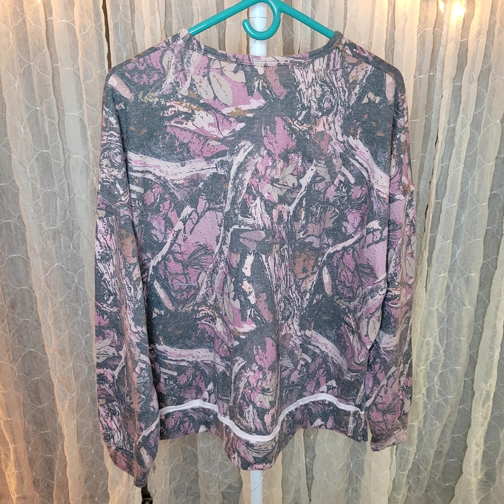 ​J. Her Pink Camo High-Low Oversized Crewneck Terrycloth Sweatshirt Boutique - Picture 4 of 6